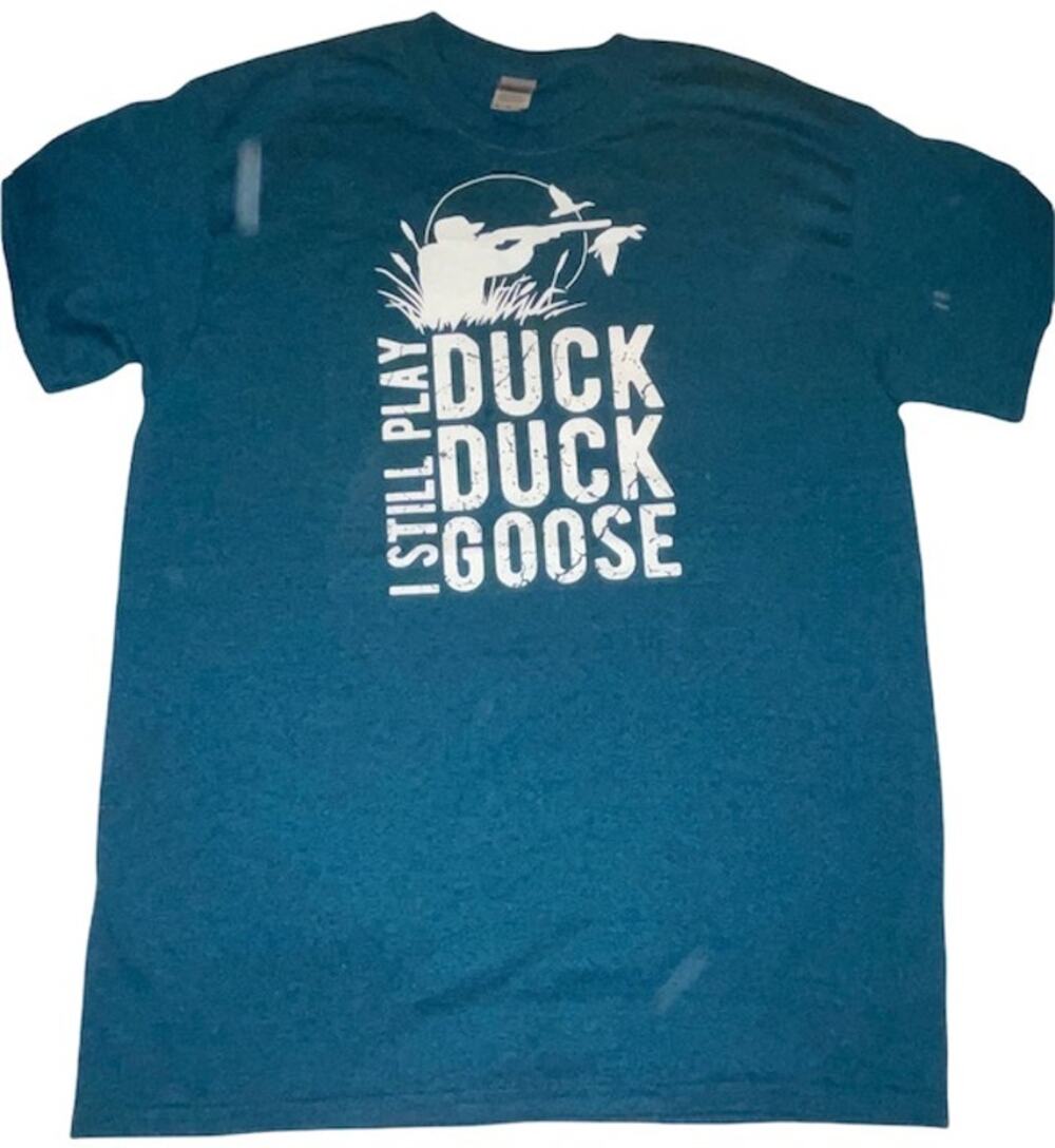 Gildan Duck Duck Goose Tee Shirt Sz M EUC